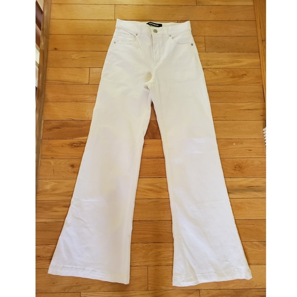 white high rise wide leg jeans